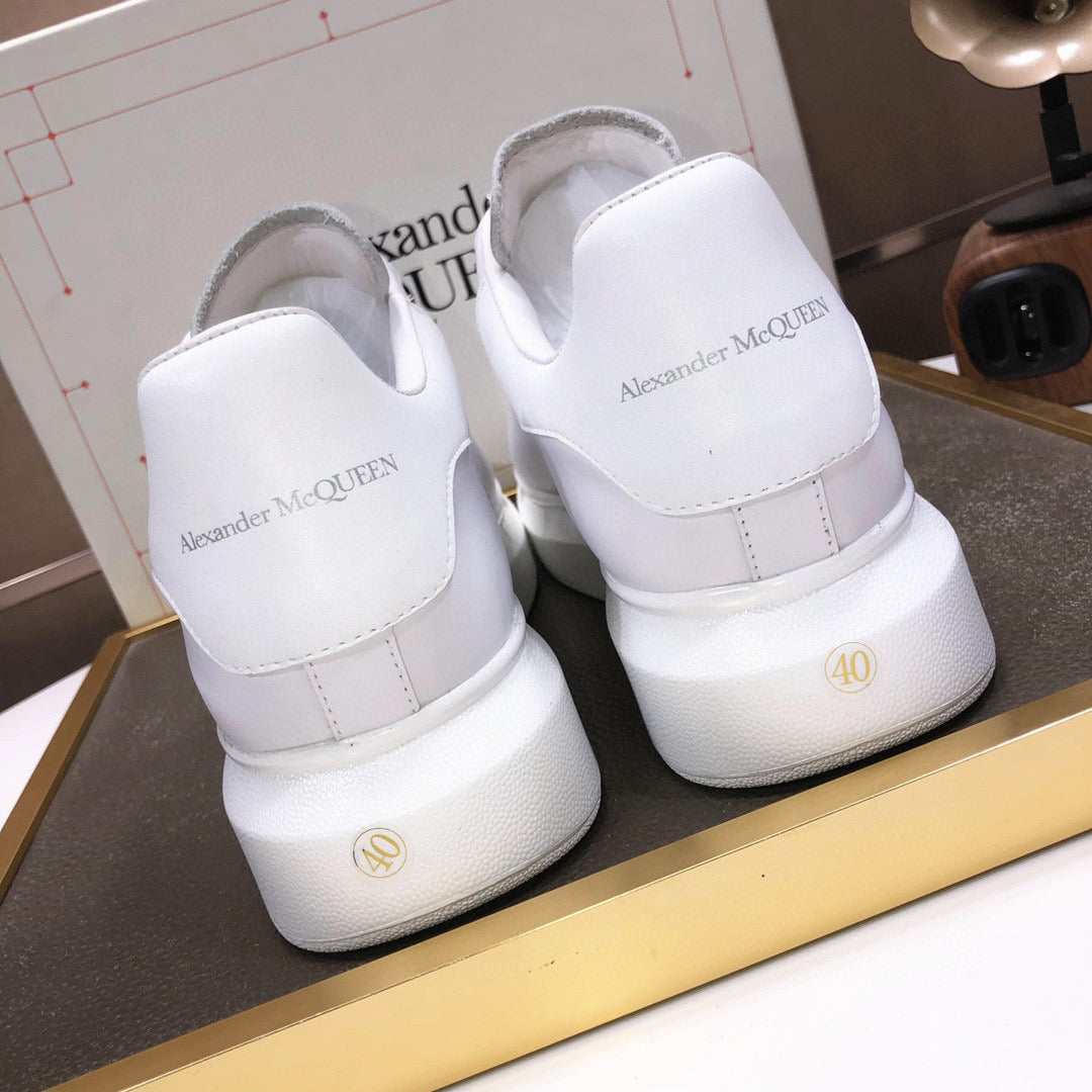Alexander McQueen sneakers suola oversize total white