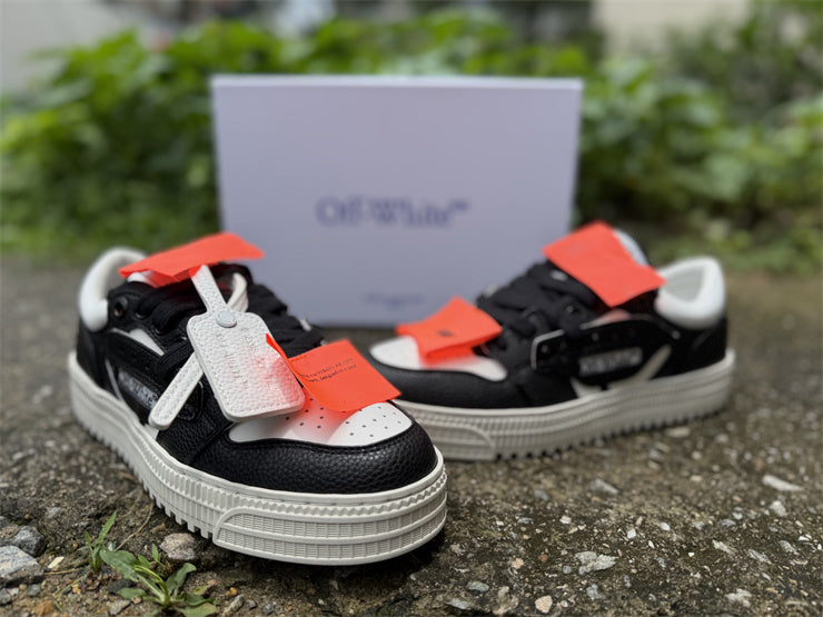 Off-White c/o Virgil Abloh Off Court 3.0 Low Top Black