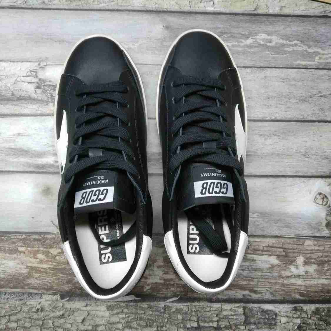 Golden Goose Superstar silver/black 