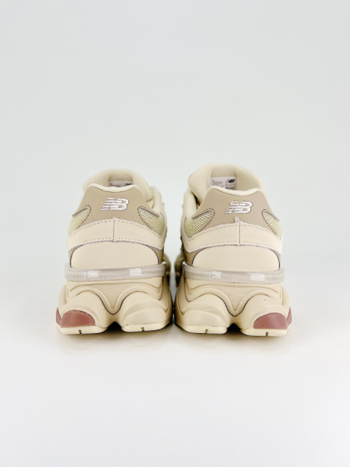 New Balance NB 9060 bone sparrow