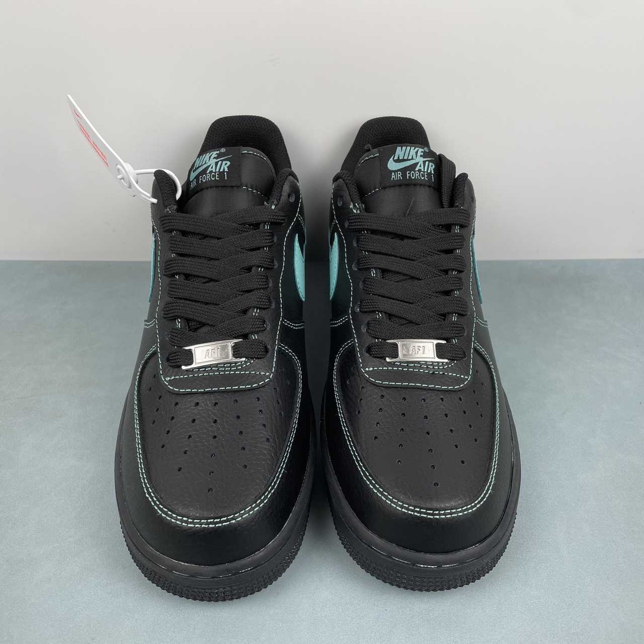 Nike Air Force 1 ’07 Low Un-Tiffany