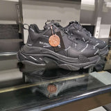 Balenciaga Sneakers Triple S nero