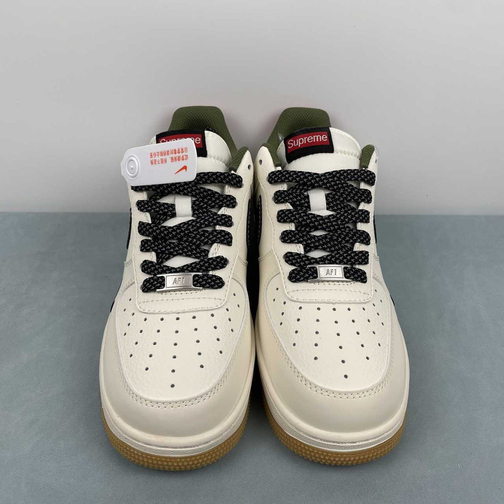 Nike Air Force 1 07 Low Supreme XS1958-567