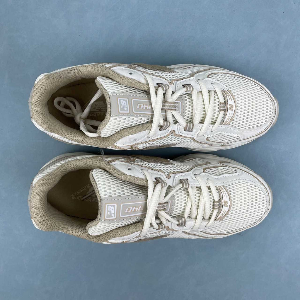 New Balance NB 740 Beige