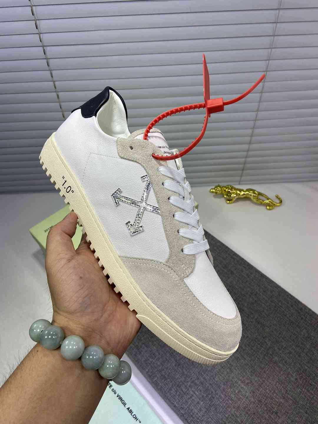 Off-White c/o Virgil Abloh colore bianco