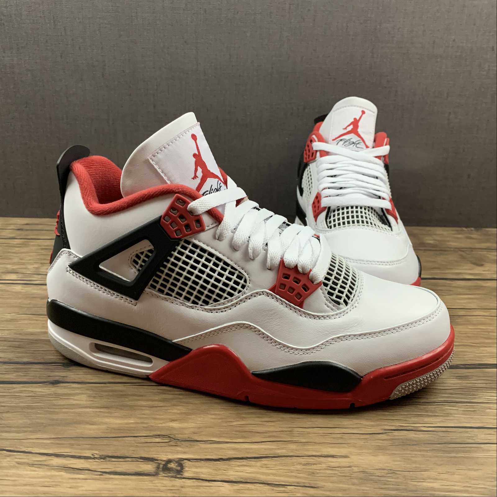 Nike Air Jordan 4 Retro Fire Red