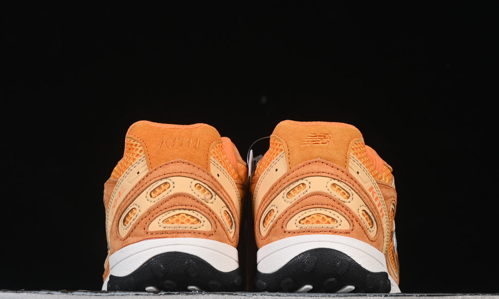 New Balance 204L KITH arancione