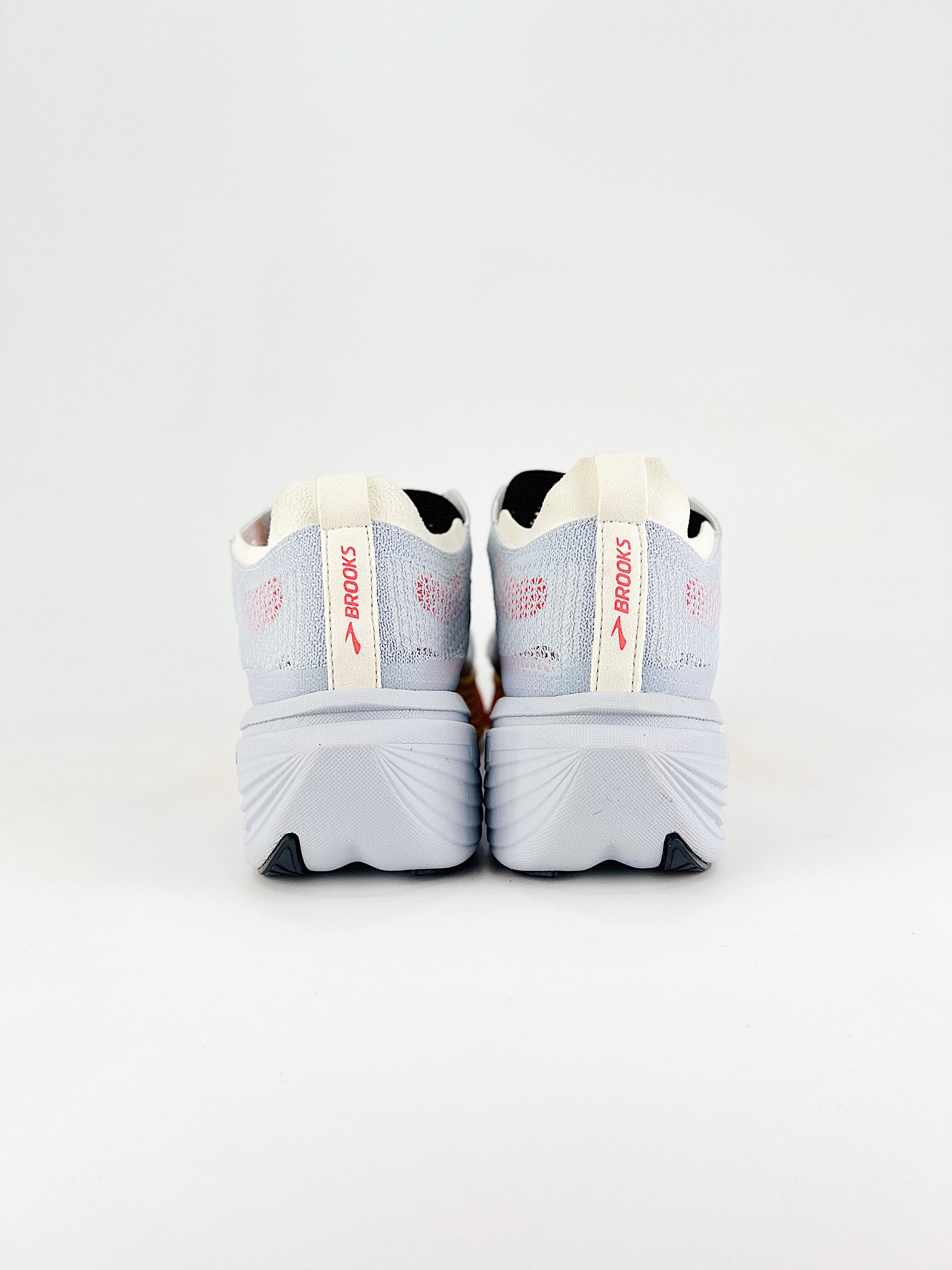 Brooks Hyperion Elite 4 PB grigio