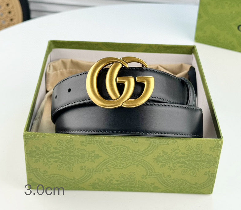 Cintura Gucci in vera pelle nera larghezza 3 cm.