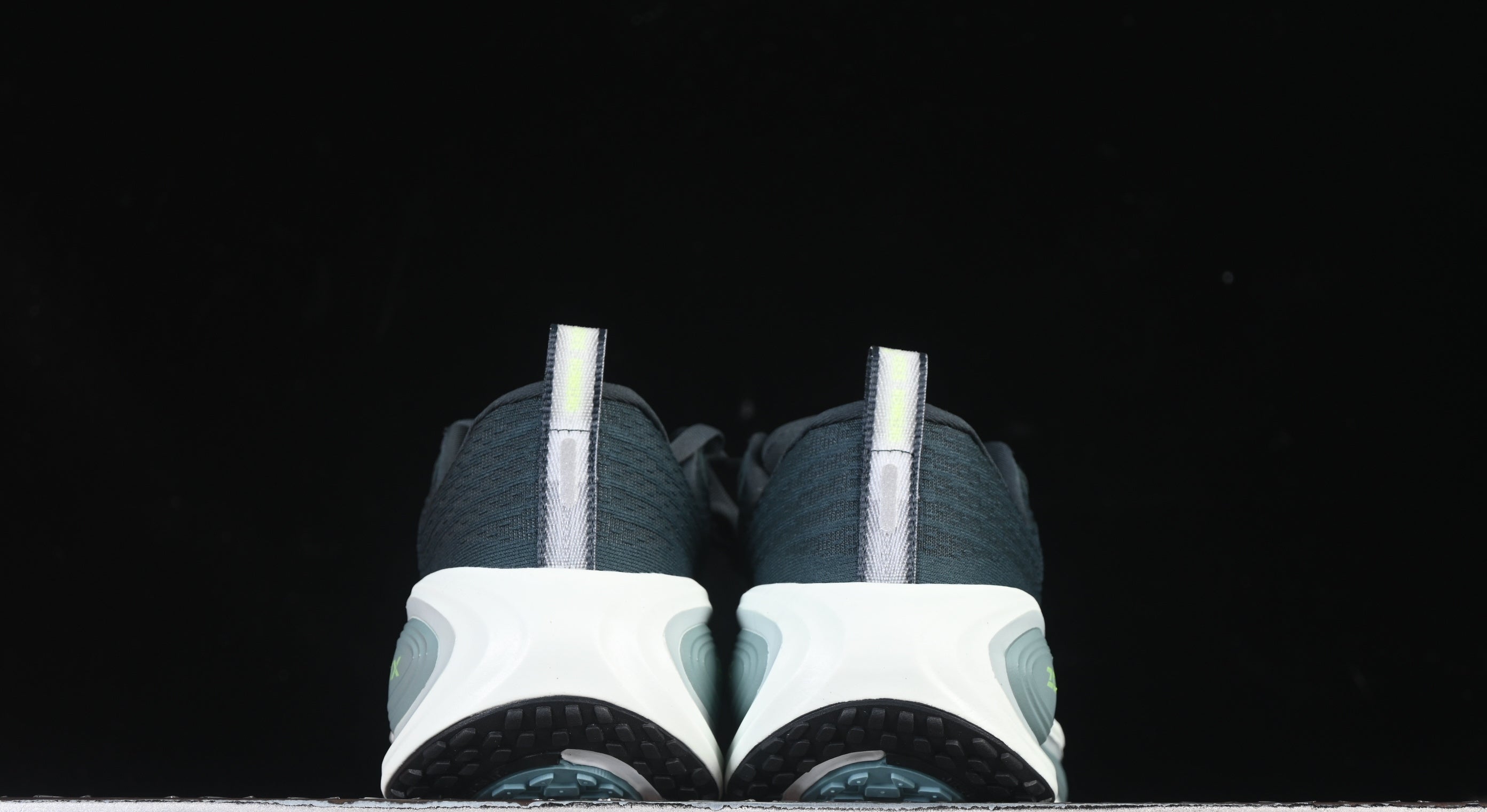 The North Face Glenclyffe Hiking Shoes, Urban Boot, Black 