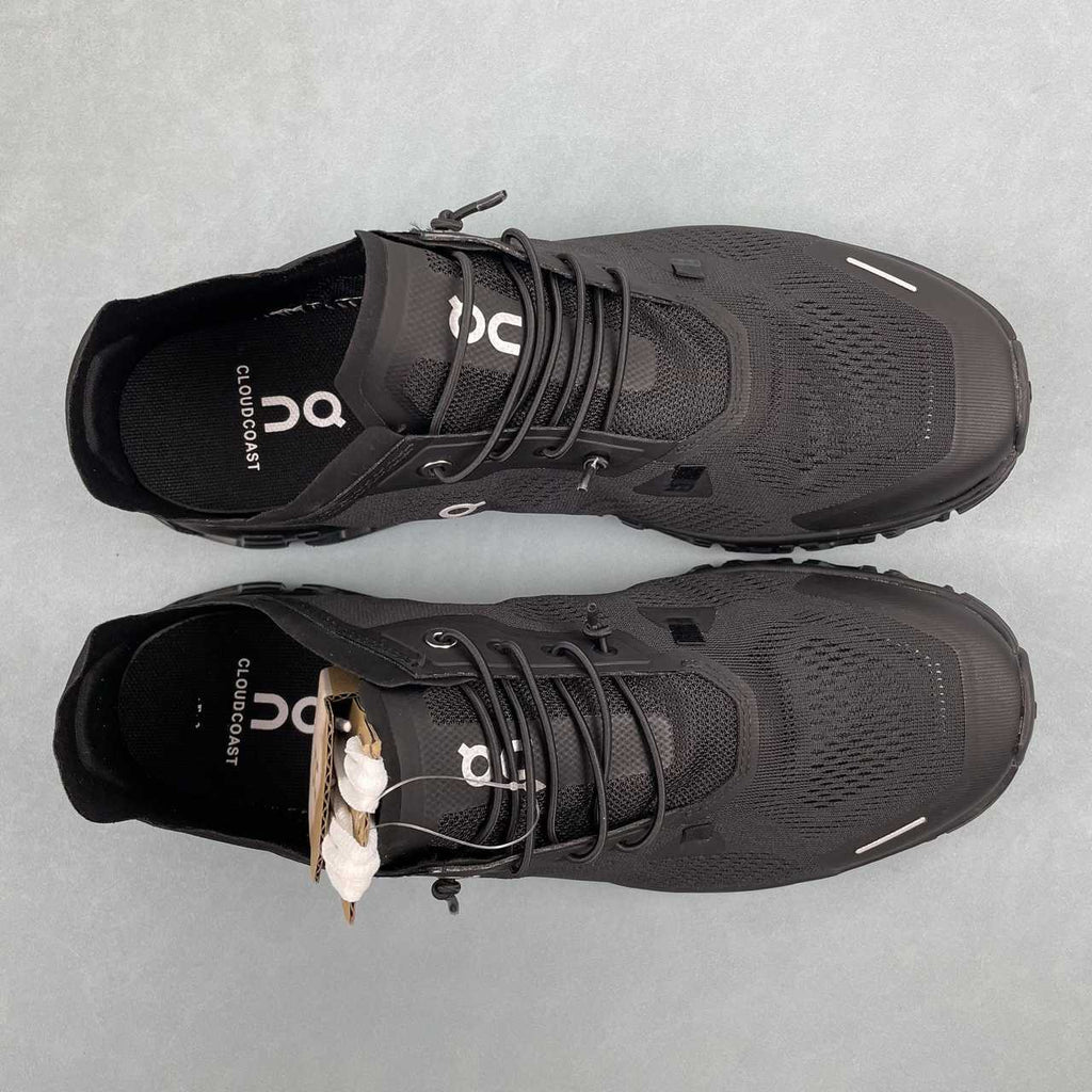 On Cloud 6 Coast sneakers da running e streetwear All Black - VIBES MILANO