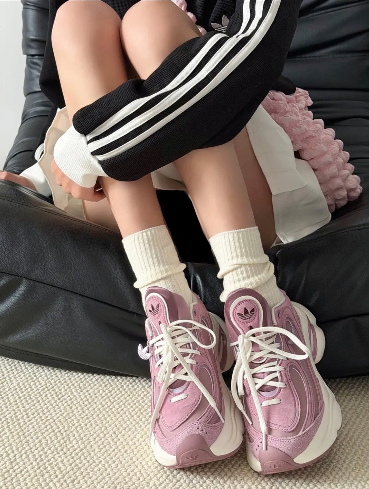 Adidas Originals Ozvenuz CNY Chunky Platform Magic Mauve Off White
