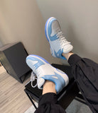 Off-White OOO Out Of Office sneakers in pelle colore celeste e bianco