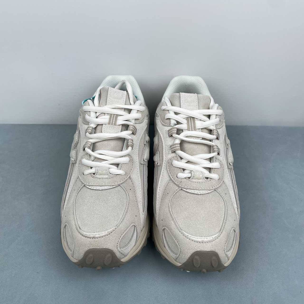 New Balance 204 L Timberwolf