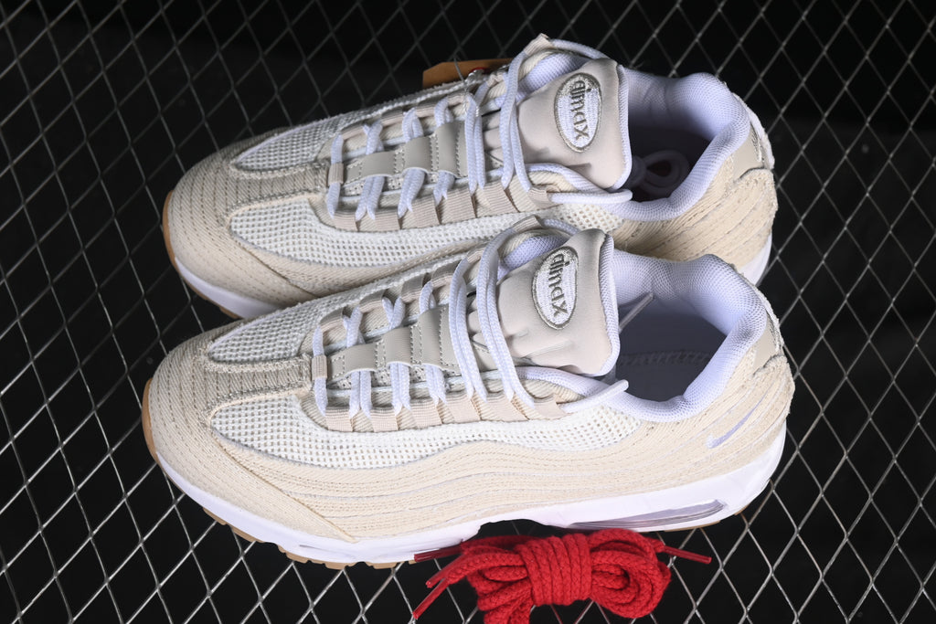 Nike Air Max 95 OG Levis Light Orewood Brown