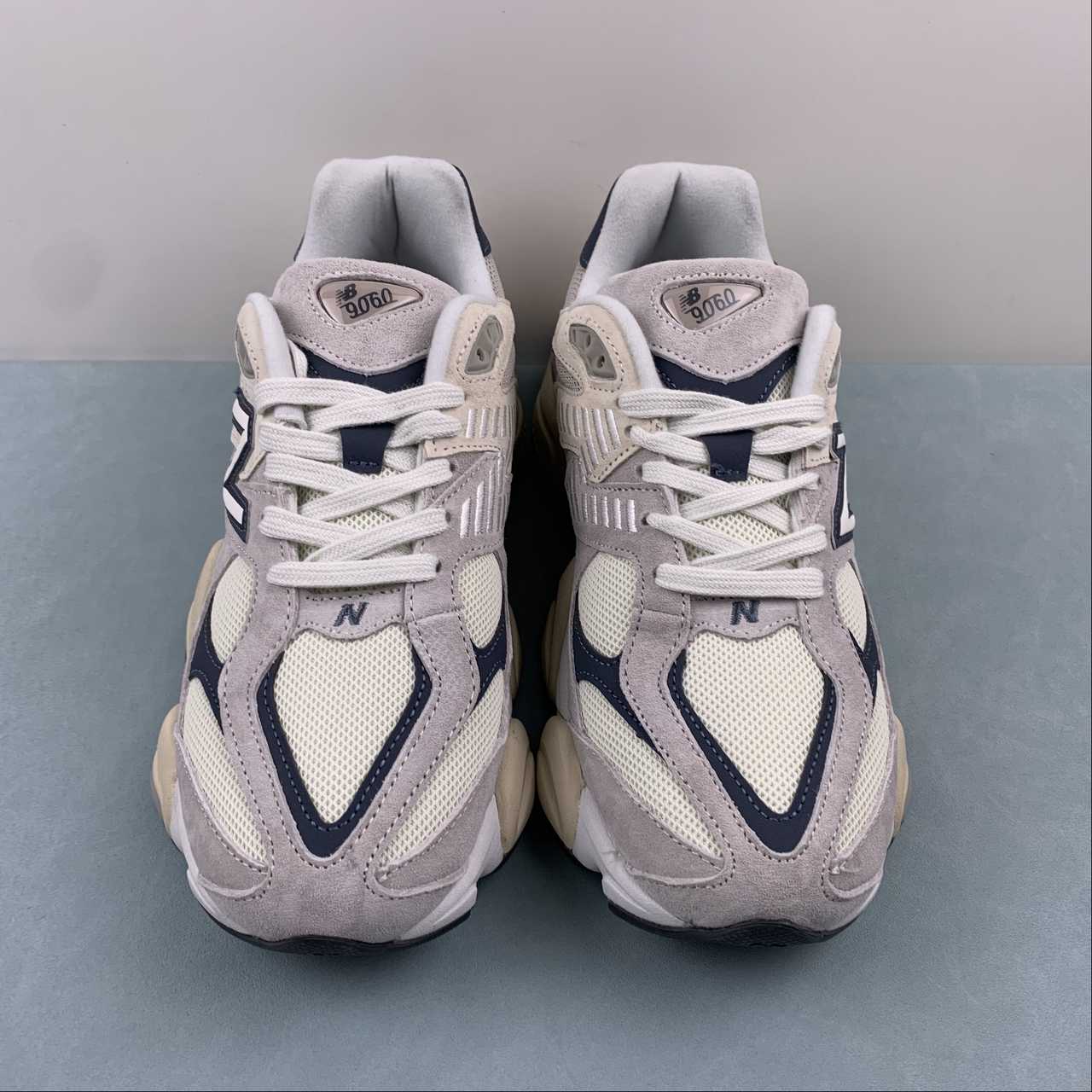 New Balance NB 9060 EEB Moonrock