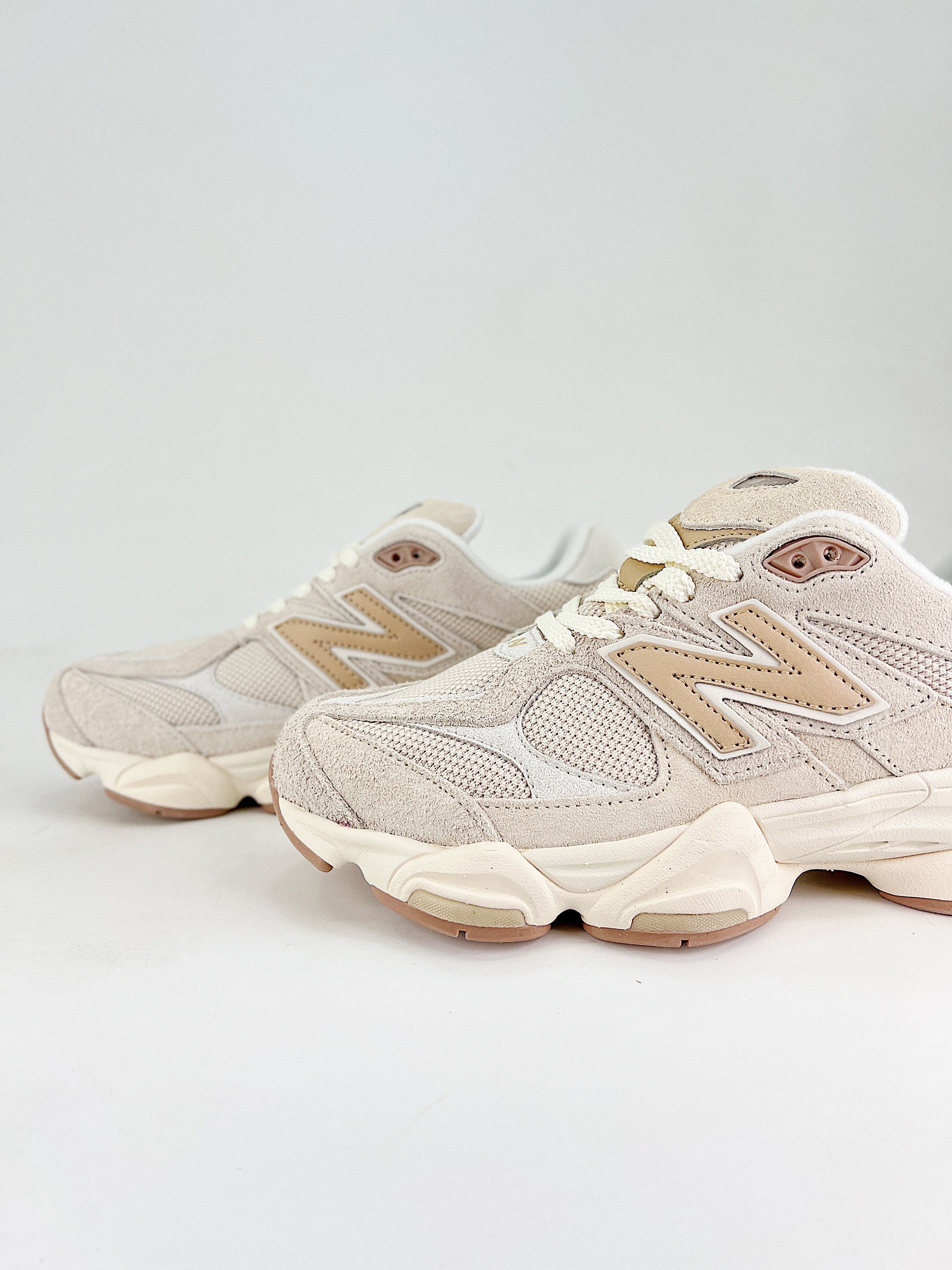New Balance NB 9060 Bisque Sea Salt