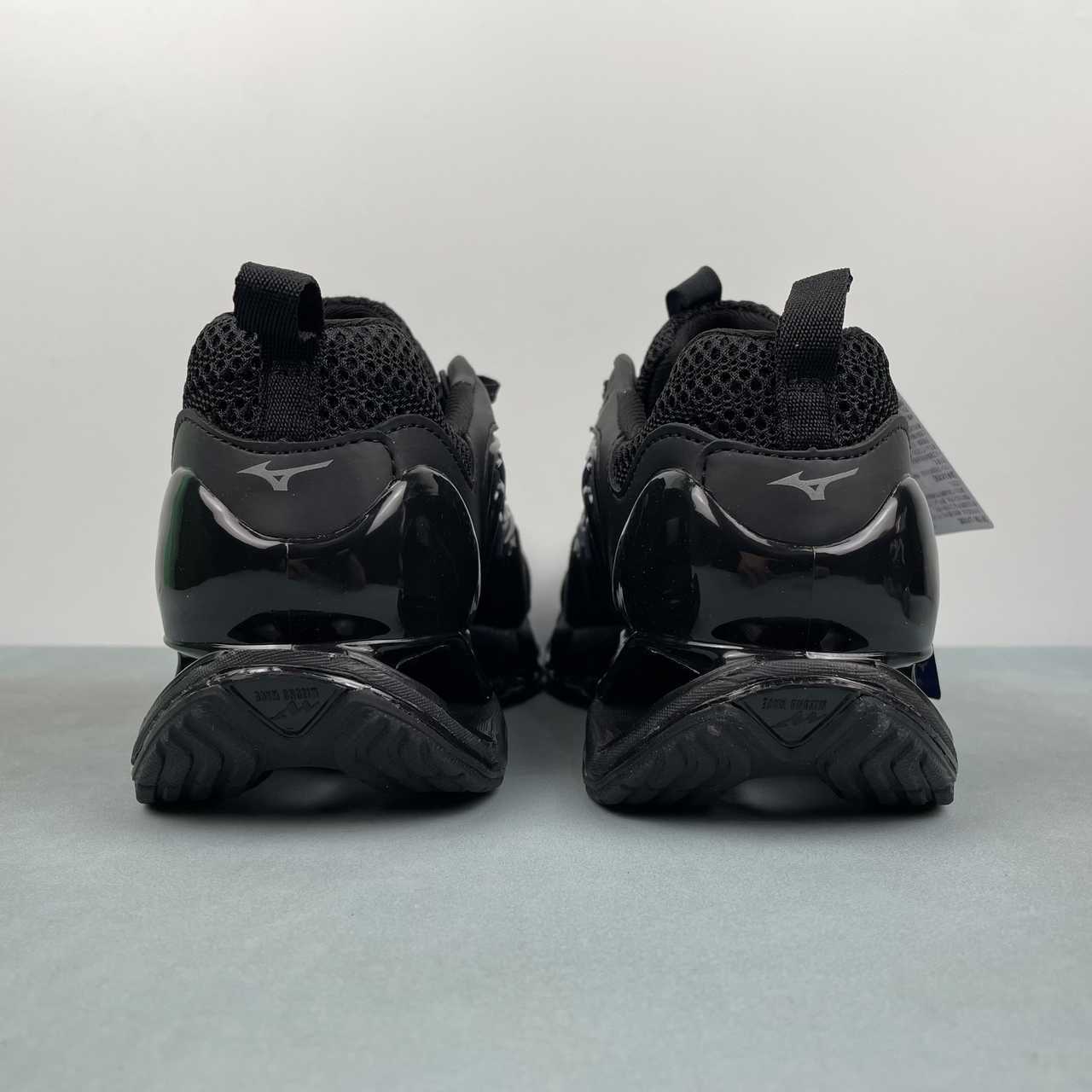 Mizuno Wave Prophecy sneakers nero