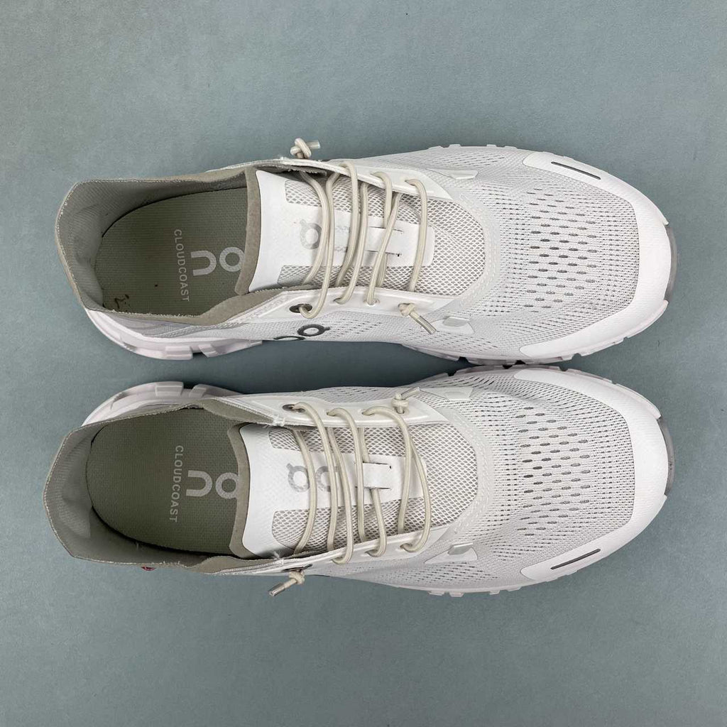 On Cloud 6 Coast sneakers da running e streetwear white glacier - VIBES MILANO