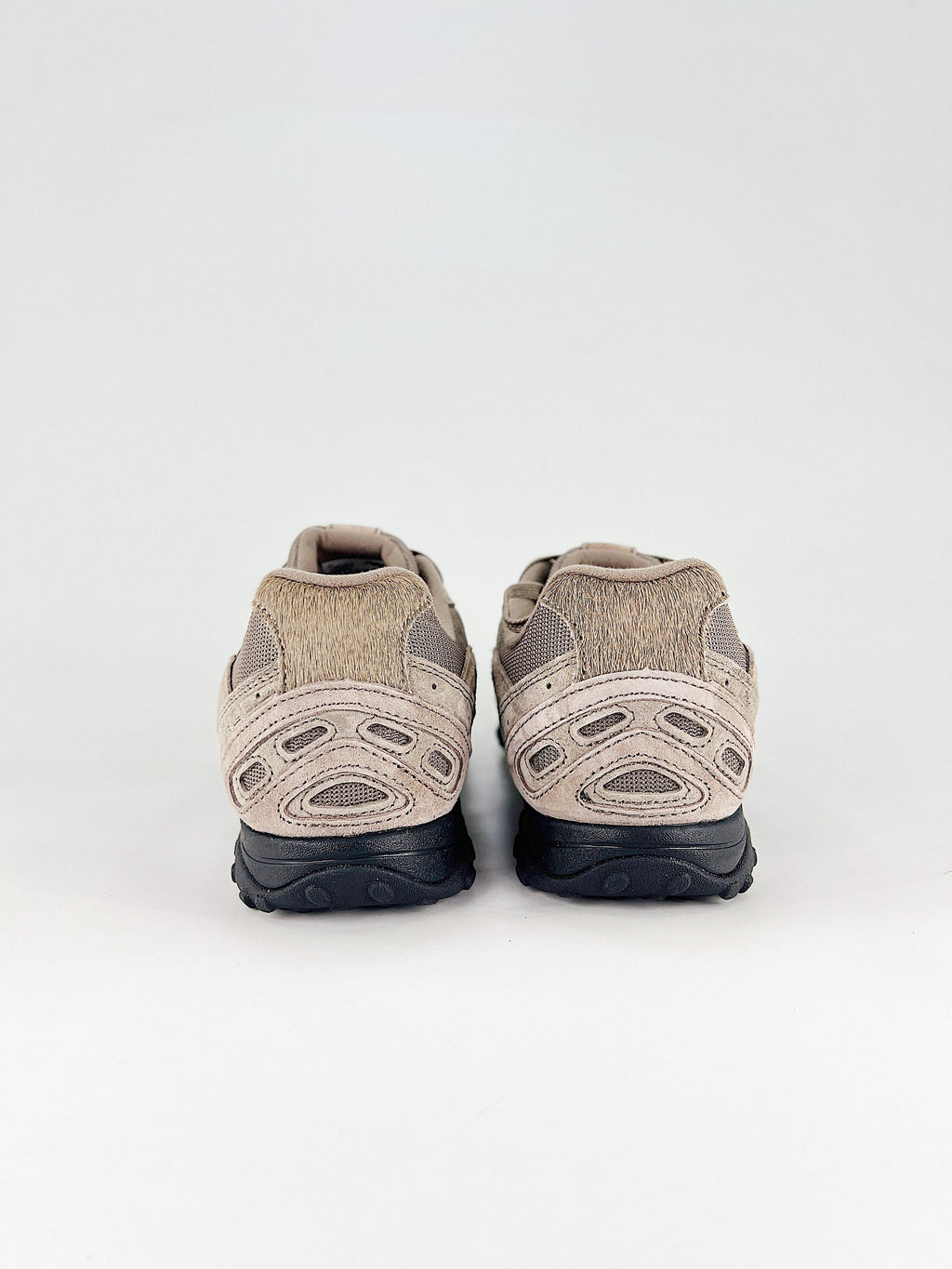 New Balance 204 L Thunder Brown Black Shadow Red