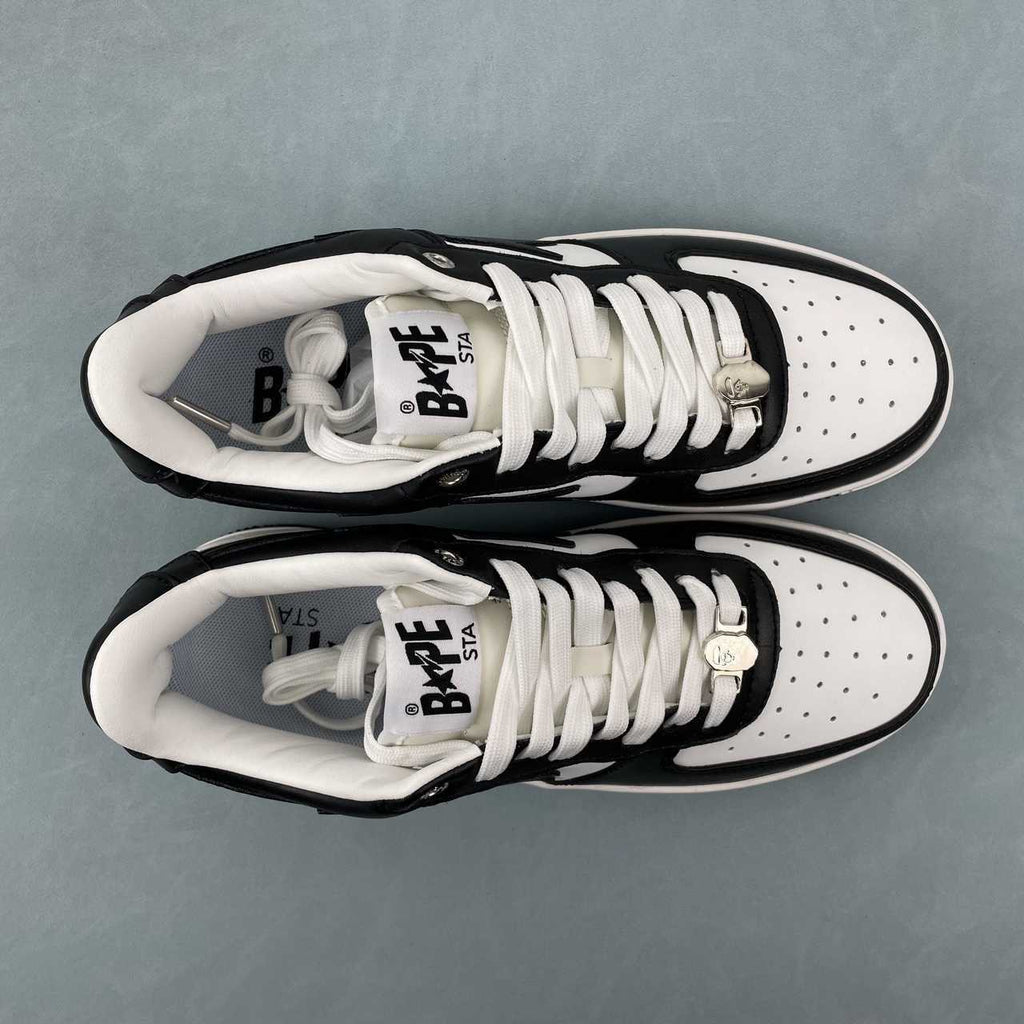 A Bathing Ape Sneakers da uomo in pelle verniciata Bape Sta bianco/nero