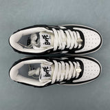 A Bathing Ape Sneakers da uomo in pelle verniciata Bape Sta bianco/nero