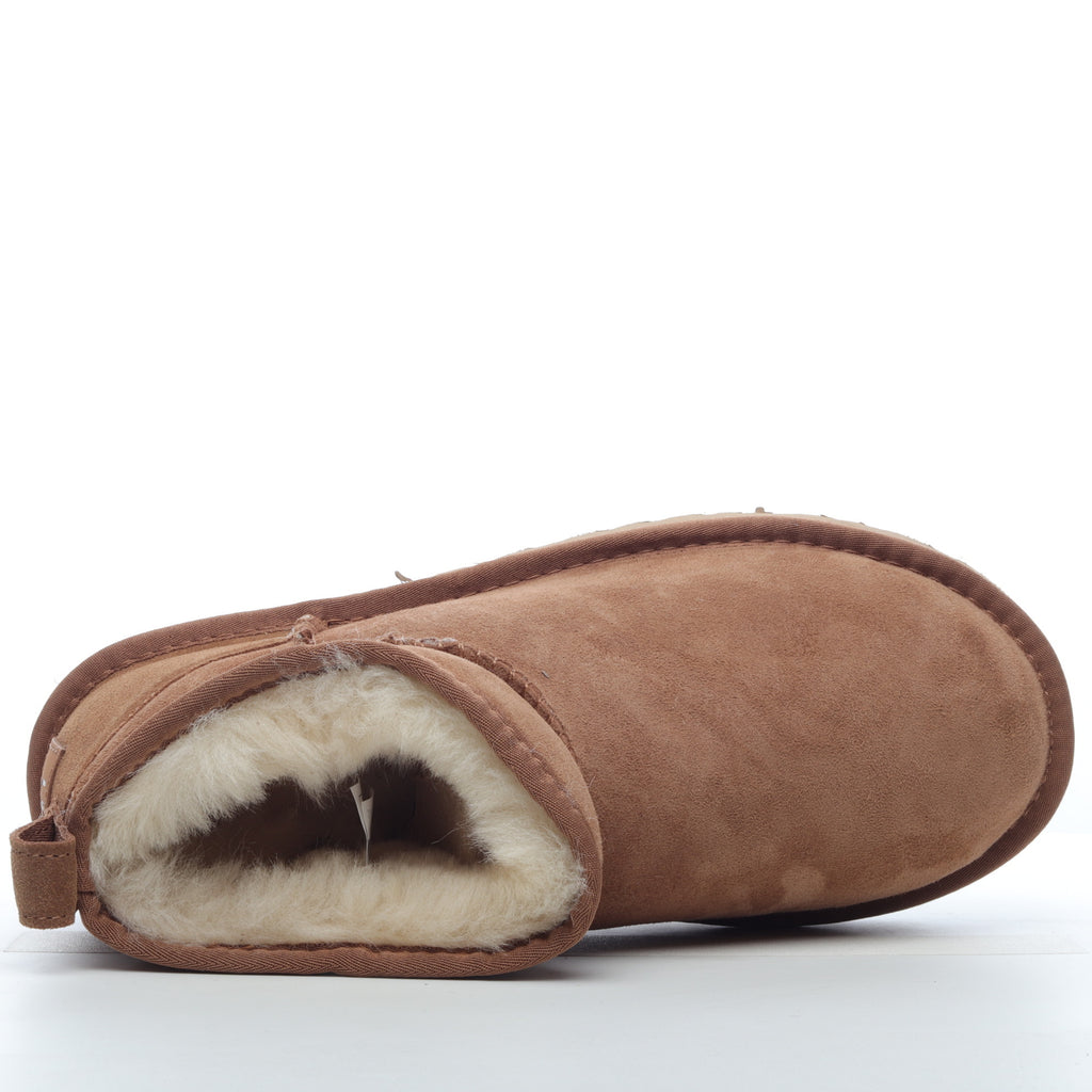 UGG Classic Ultra Mini castano