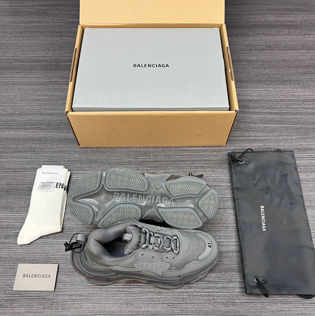 Balenciaga Sneakers Triple S Grigio