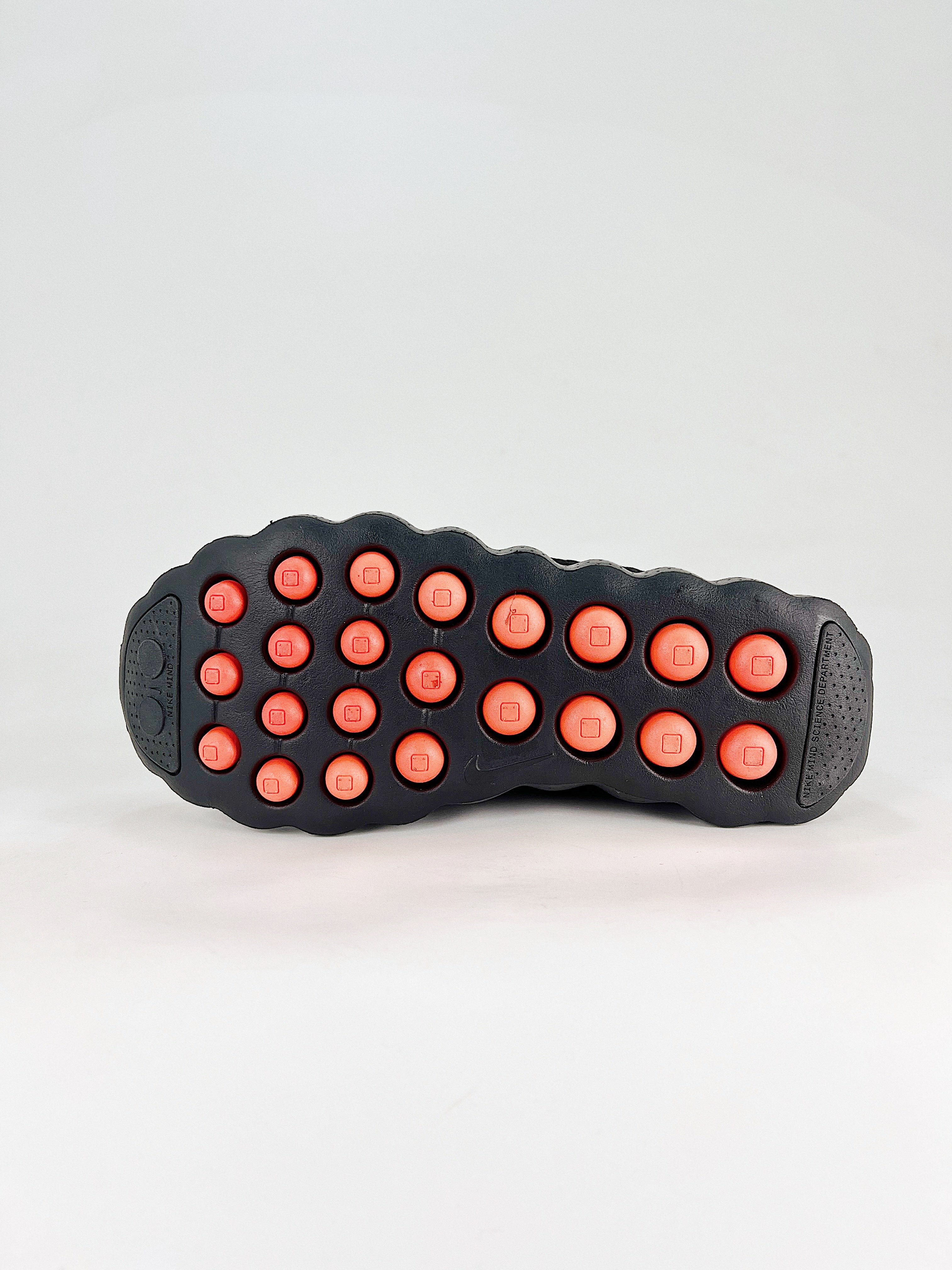 Nike Mind 002 Black Hyper Crimson