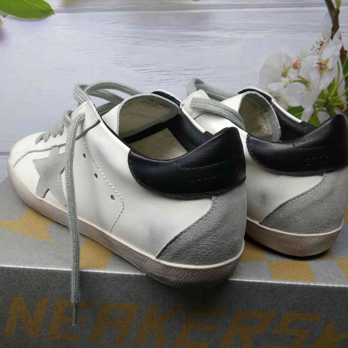Golden Goose Superstar nappa bianca e inserti neri