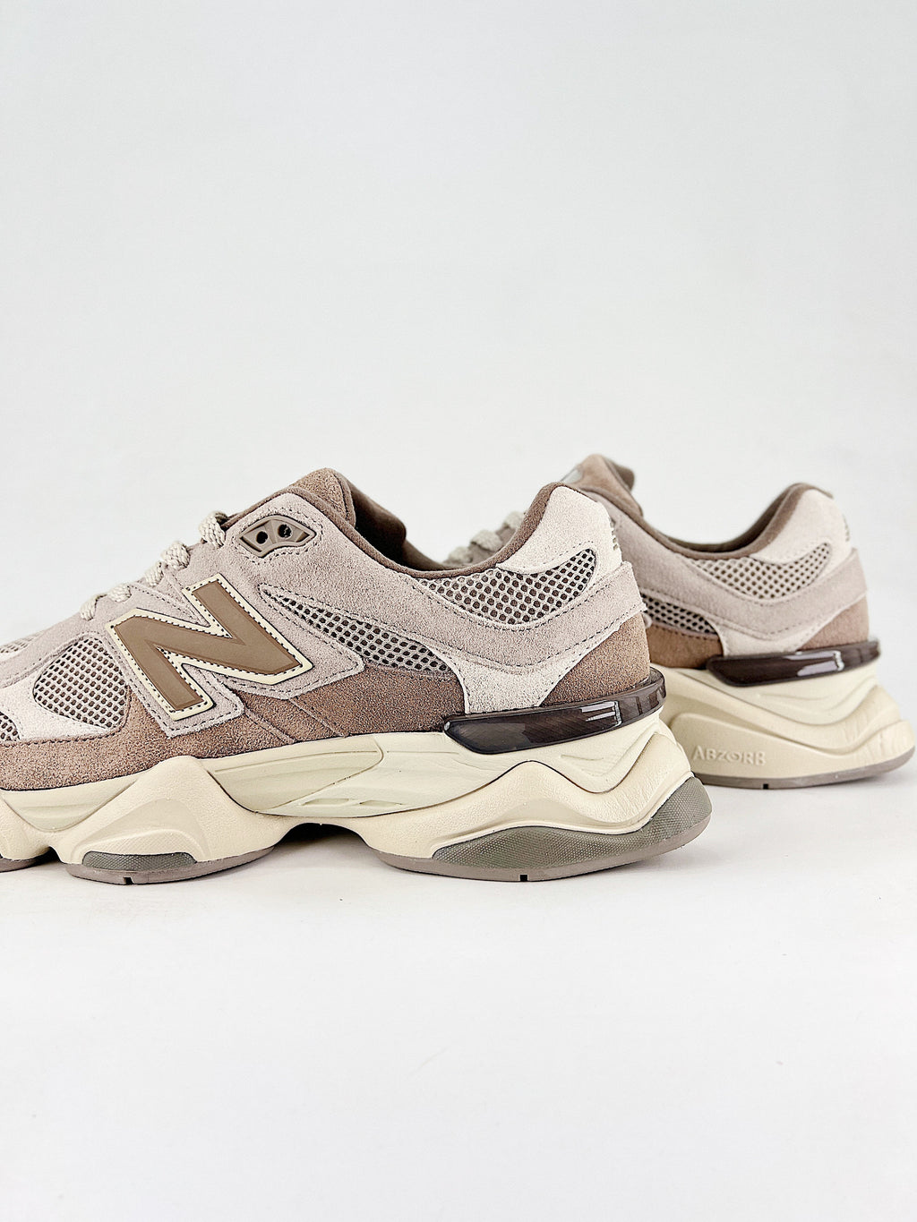 New Balance NB 9060 Arid Stone Mushroom