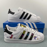 Adidas Originals Superstar bianco mod. EG4958 (non disponibile in Italia)