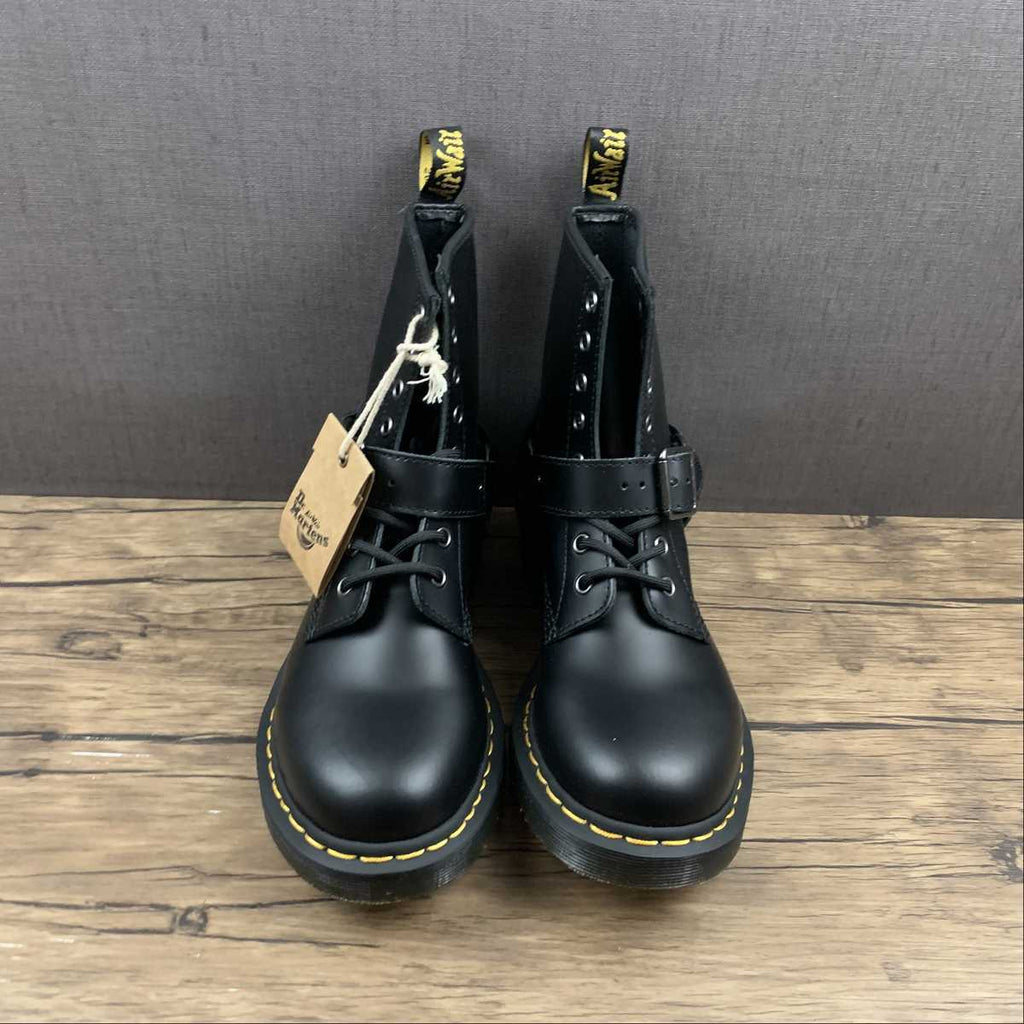 DR. MARTENS Stivaletto stringato 1460 Harness in pelle liscia nera lucida