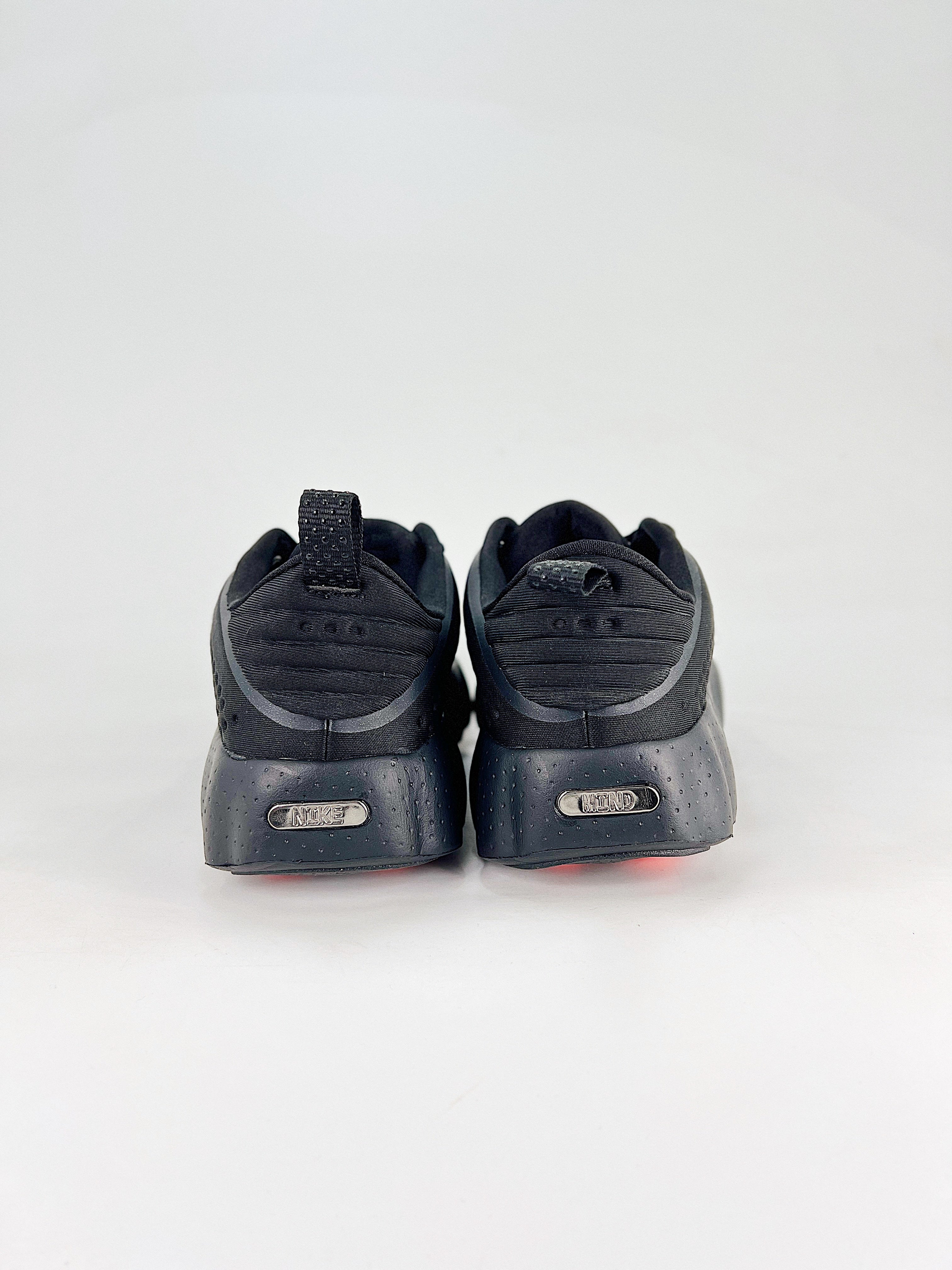 Nike Mind 002 Black Hyper Crimson