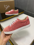 Christian Louboutin sneakers salmone Louis Junior Spikes Suede
