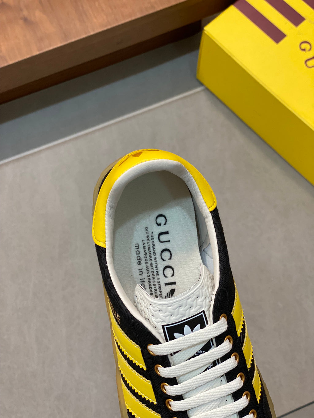 Adidas Gazelle x Gucci Black Yellow - VIBES MILANO