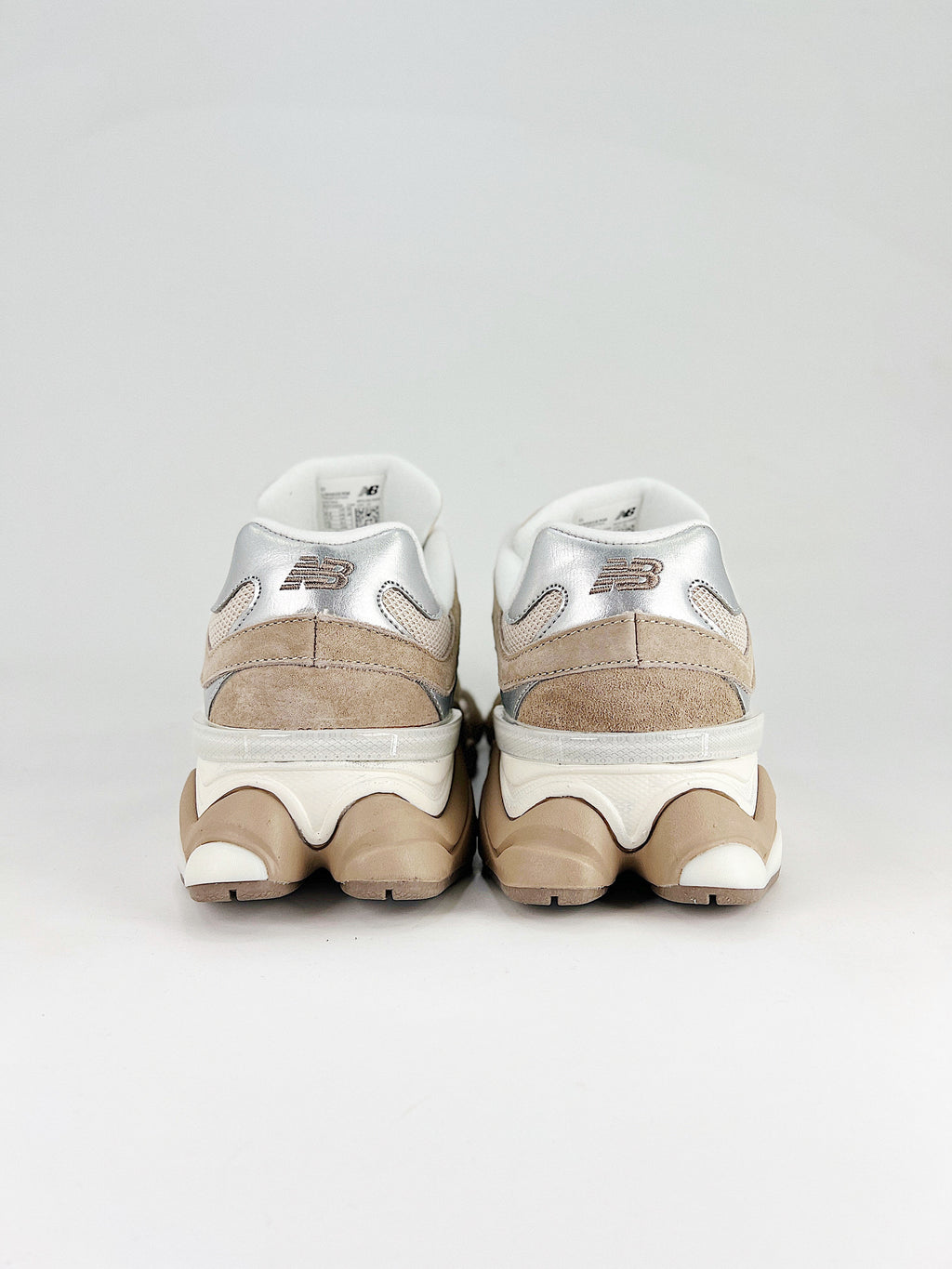 New Balance NB 9060 Moonbeam Silver Metallic Driftwood