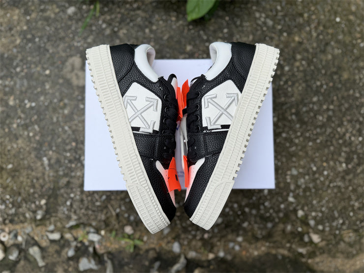 Off-White c/o Virgil Abloh Off Court 3.0 Low Top Black
