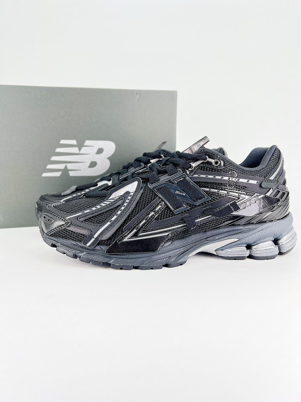 New Balance NB M1906R Refined Future Black