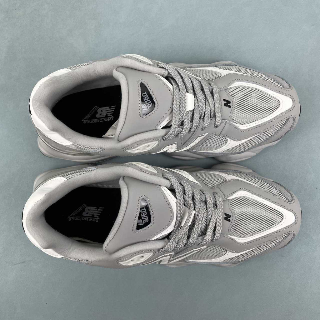 New Balance NB 9060 Light Grey Silver Metallic