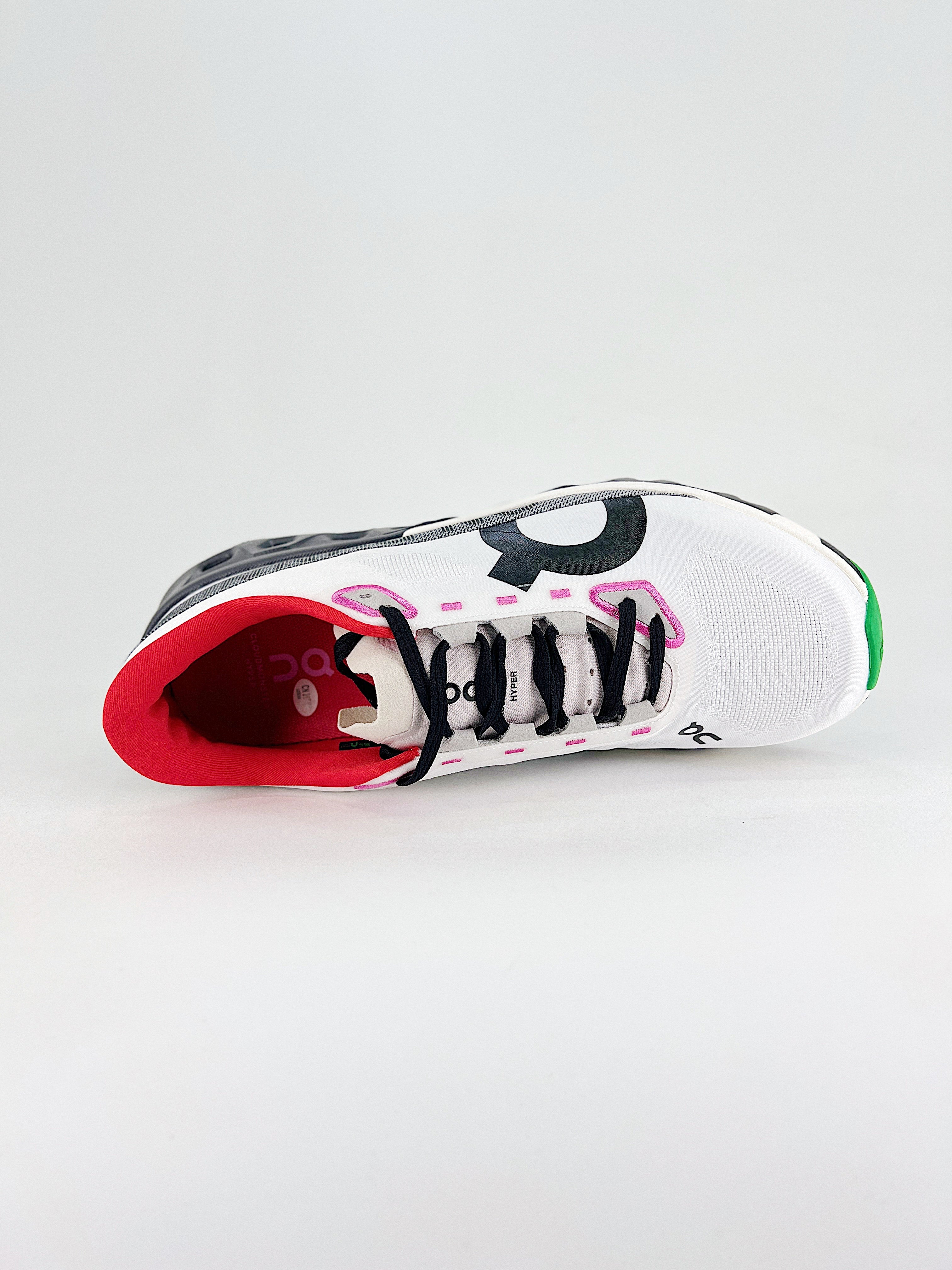 On Cloud Running Cloudmonster Hyper White-Black