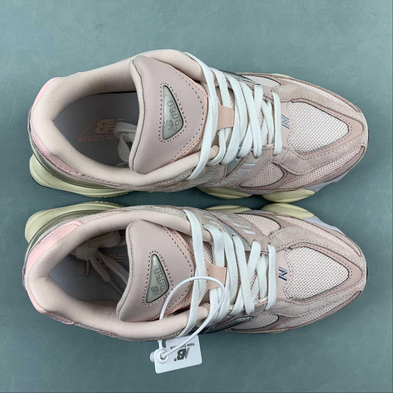 New Balance 9060 NB Crystal Pink