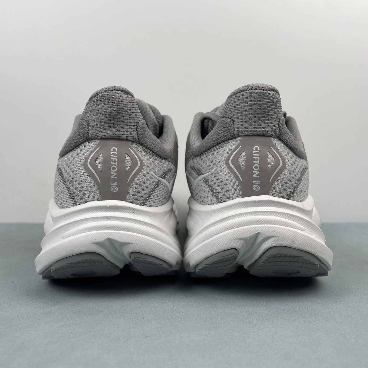 Hoka One Bondi 9 green