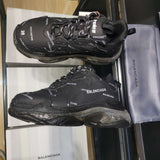 Balenciaga Sneakers Triple S nero fondo trasparente
