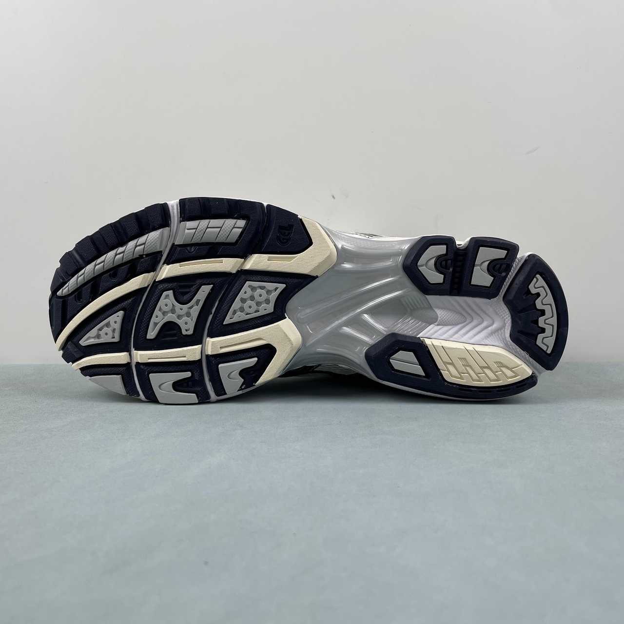 Asics Gel Kayano 14 White Midnight