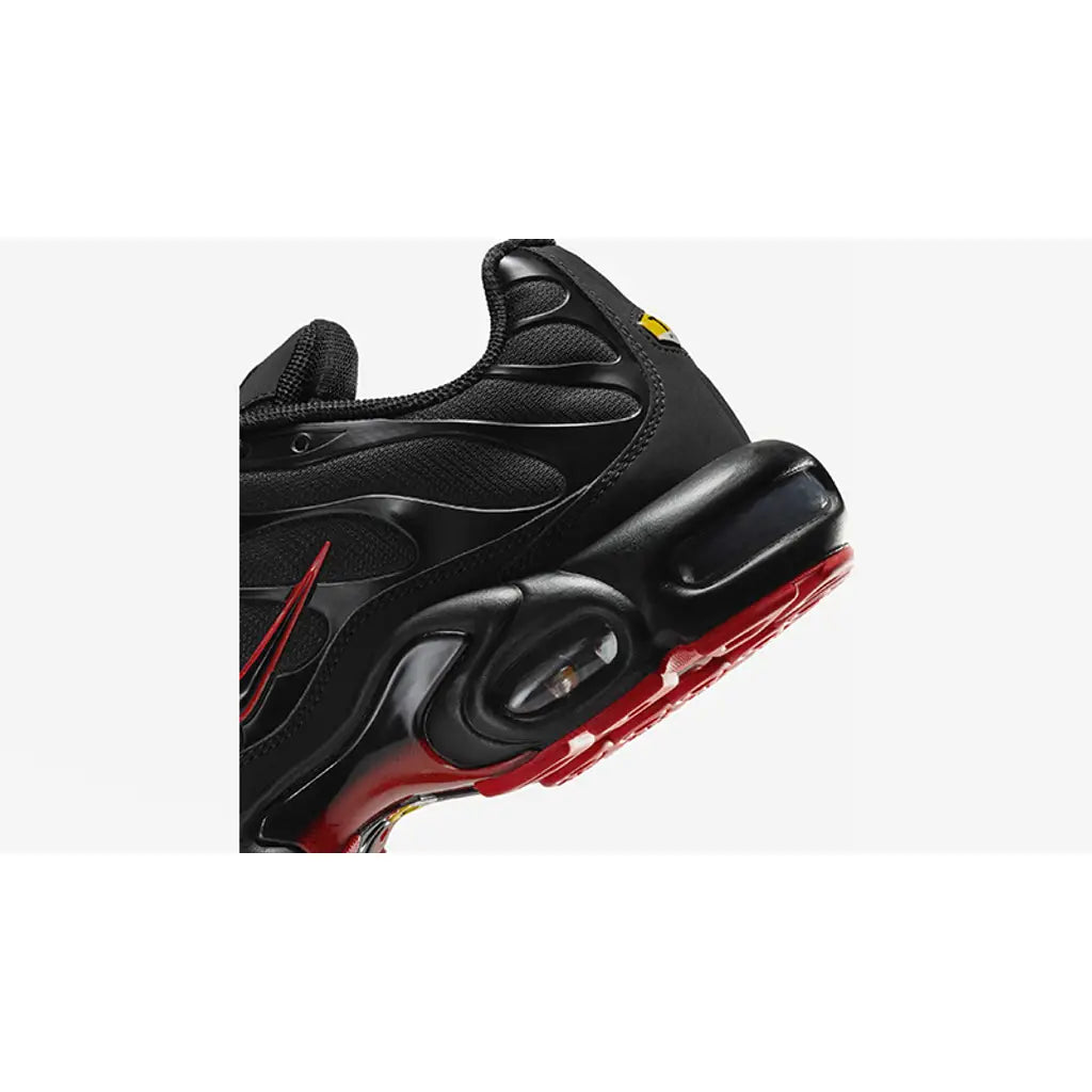 Nike Air Max Plus TN Black Red Lightsabler