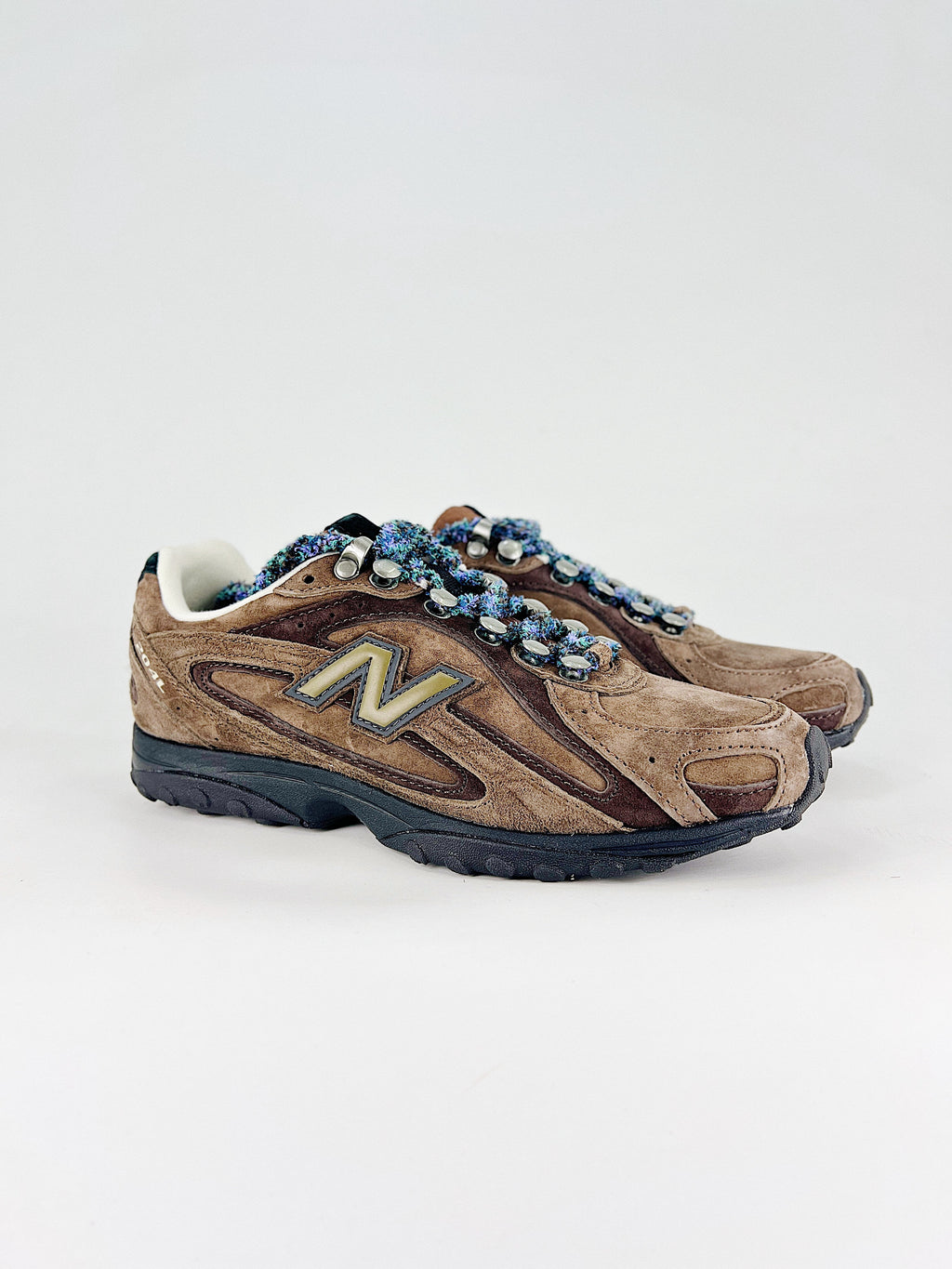 New Balance 204 L Chocolate Brown