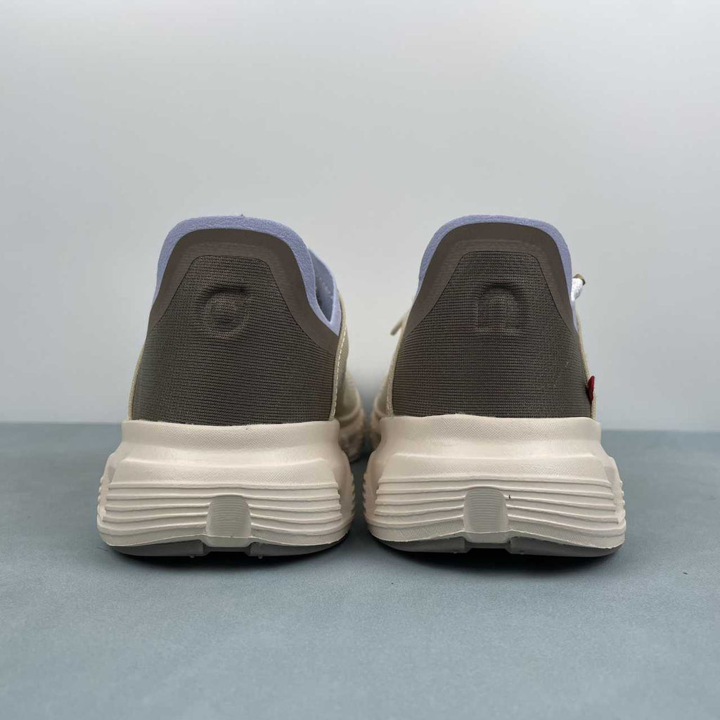 On Cloud 6 Coast sneakers da running e streetwear beige giallo - VIBES MILANO