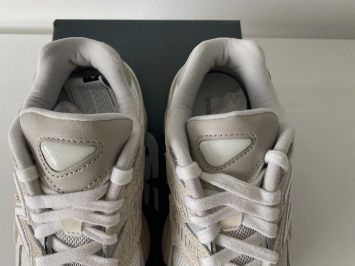 New Balance NB 9060 Grey Suede
