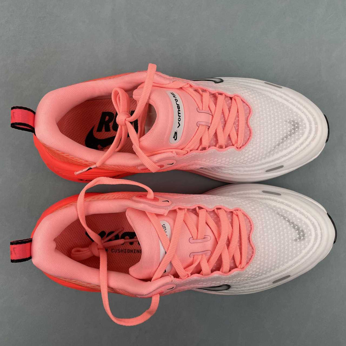 Nike Vomero Plus Running Shoes White Orange Red – Daily Trainer Ammortizzato
